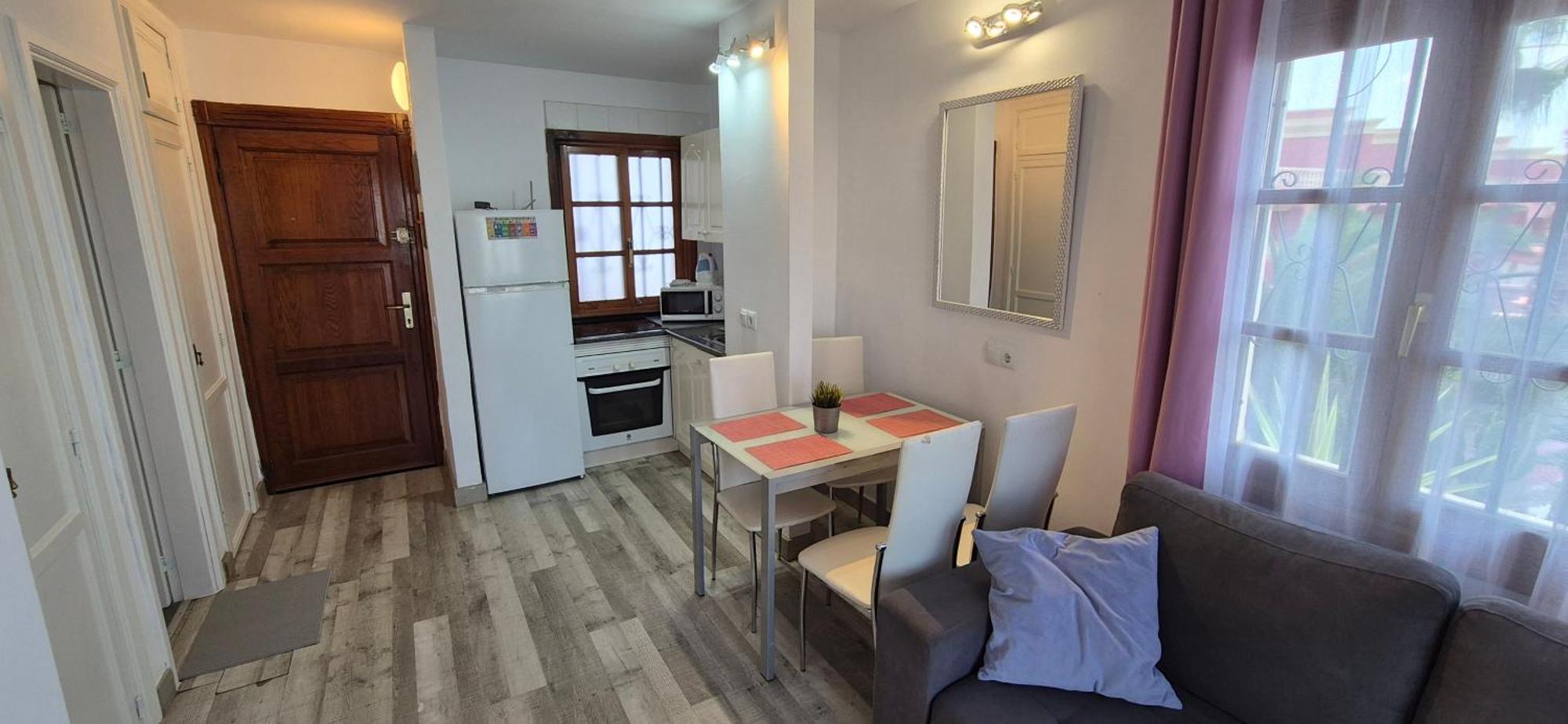 Nice Apartment With Heating Pool. أذيخي المظهر الخارجي الصورة